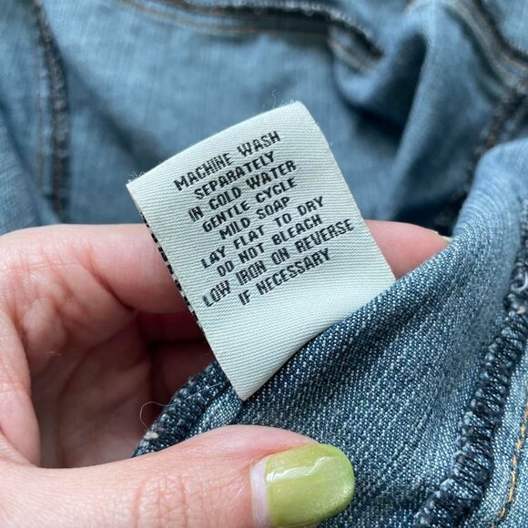 Y2K Medium-Wash Fitted Denim Jacket - Picture 5 of 5